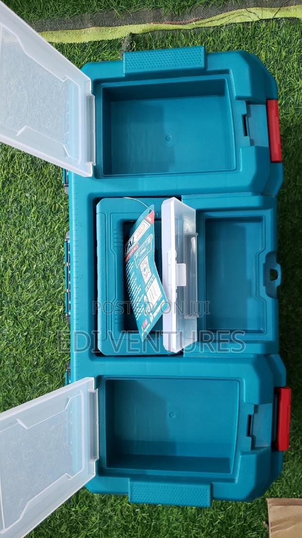 TOTAL 32 PCS Handtools Set (THKTHP20326) · Photo 6