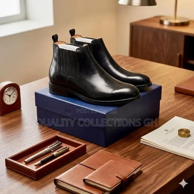Black Leather Aldo Chelsea Boots · Photo 1