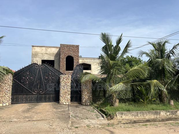 6bdrm House in Charclem Ventures, Dome for sale · Photo 1
