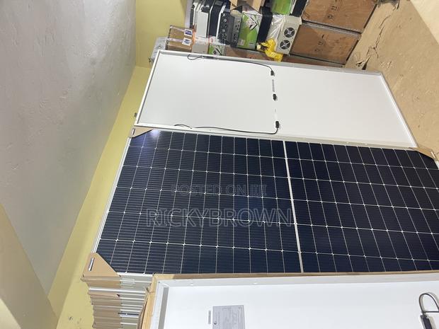 555watts JINKO Monocrystalline Solar Panels · Photo 2