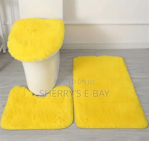 Washroom Rugs · Photo 3