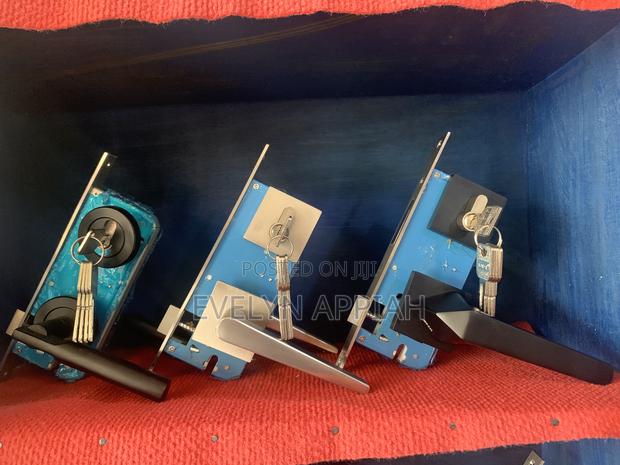 Square Separate Lock (Heavy) · Photo 2