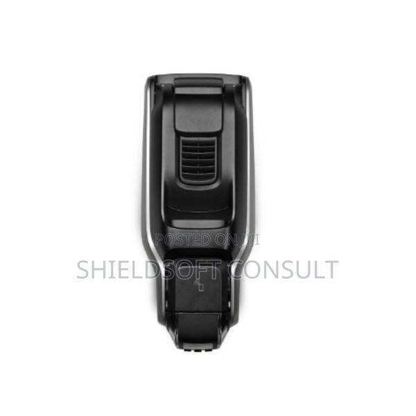 Zebra ZC300 Series Dual-sided ID Card Printer · Photo 4