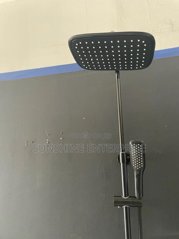 All Black Frencia Bathroom Shower · Photo 3