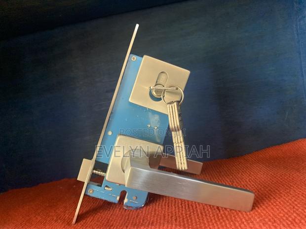 Square Handle Separate Lock · Photo 2