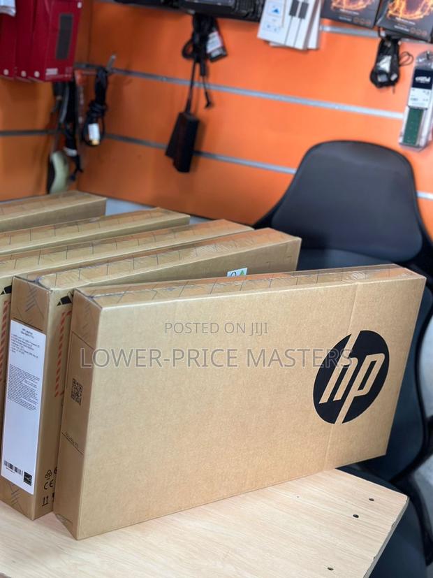 New Laptop HP EliteBook 840 G6 16GB Intel Core i5 SSD 256GB · Photo 3