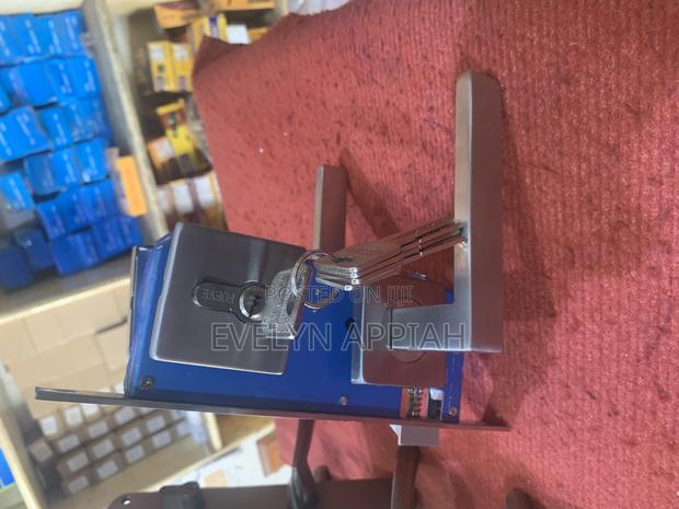 Square Handle Separate Lock · Photo 4