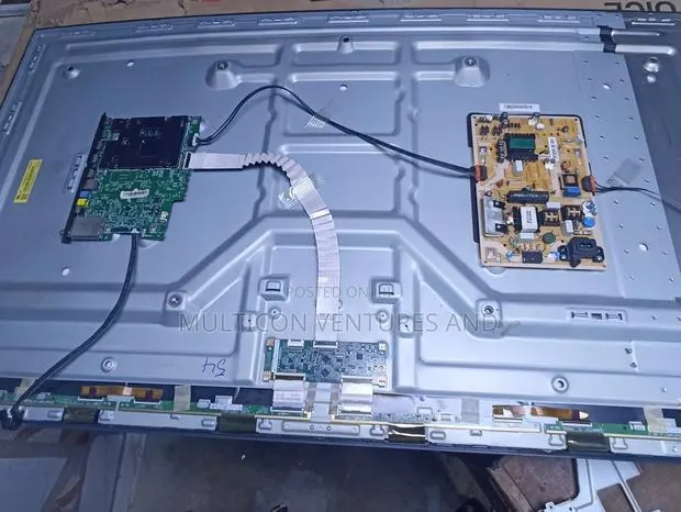 Tv Repairs, DSTV/Digital Tv Installation and Musical Instruments · Photo 1