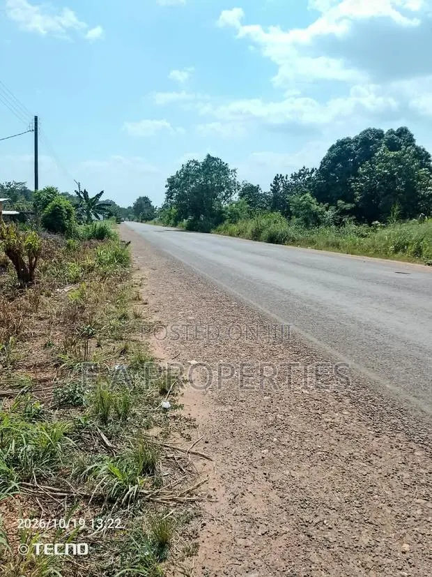 5plot of Land Roadside Land for Sale at Dodowa Ayikuma · Photo 1