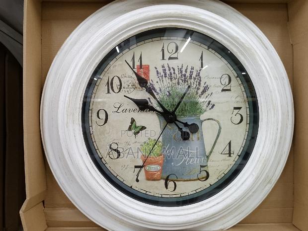 Wall Clock - Gland · Photo 5