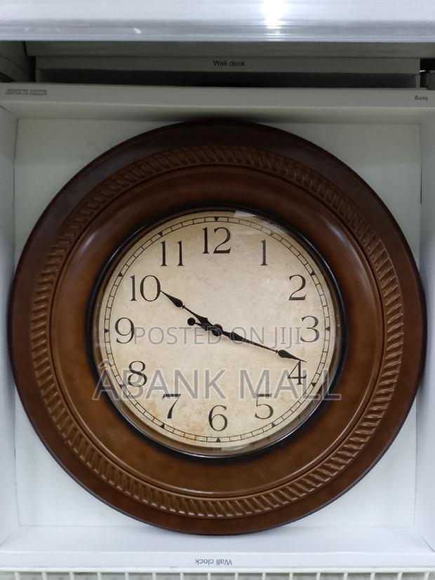 Wall Clock - Gland · Photo 7