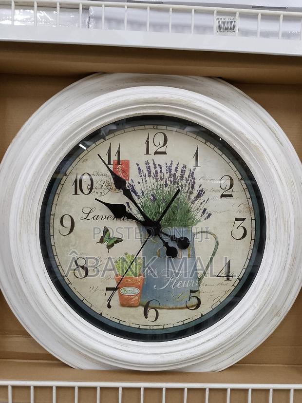 Wall Clock - Gland · Photo 8