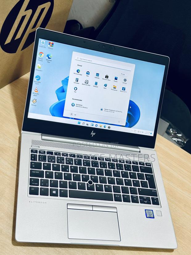 New Laptop HP EliteBook 830 G5 8GB Intel Core I5 SSD 256GB · Photo 2