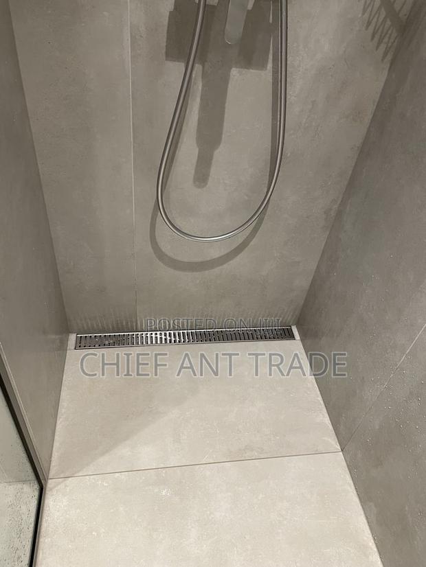 60cm Floor Drainer · Photo 1