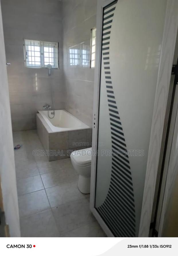 4bdrm Duplex in Suadom Properties, Baatsona Total for rent · Photo 2
