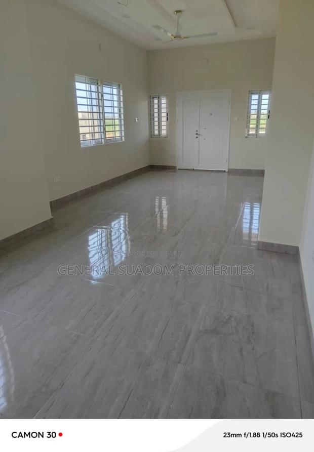 4bdrm Duplex in Suadom Properties, Baatsona Total for rent · Photo 4