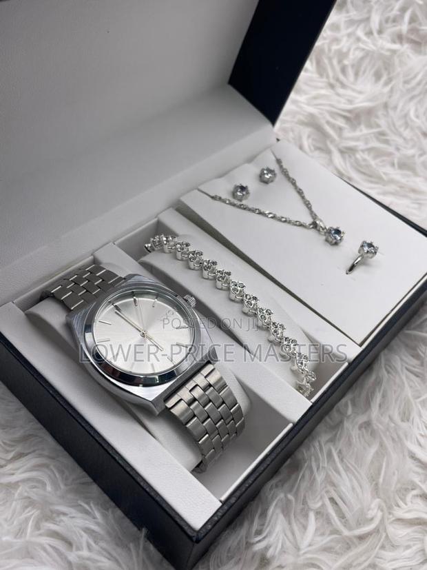 Quality Chain Rolex Watch With Ladies Jewellery Complete Set · Photo 4