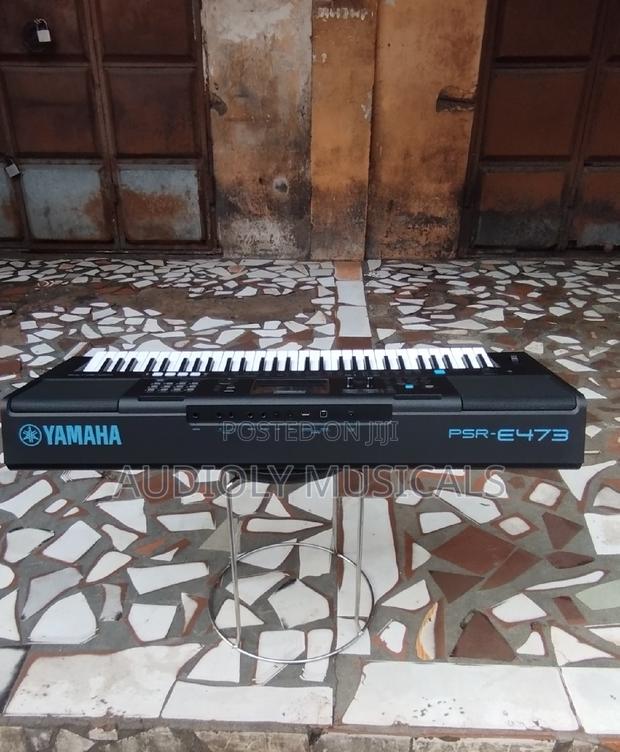 Yamaha PSR E473 Keyboard Synthesizer · Photo 3