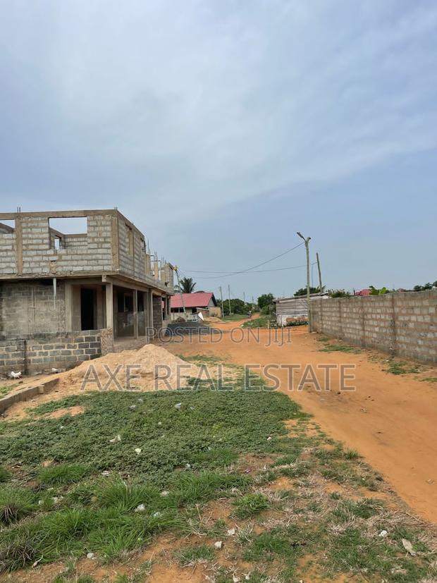 Authentic Titled Lands/ Free Documents at Tema Community 25 · Photo 2