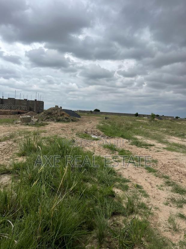 Huge 44% Discount on Plots - Prampram Beach Lane · Photo 1