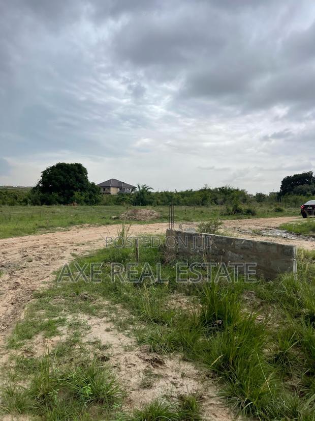 Huge 44% Discount on Plots - Prampram Beach Lane · Photo 2