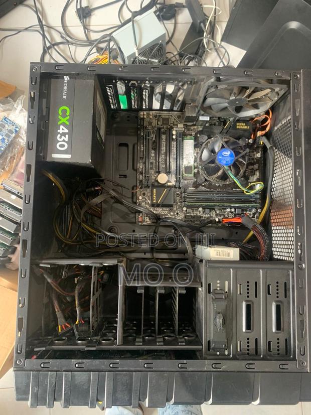 Gigabyte GA-H110MSTX-HD3-ZK 8GB Intel Core I7 HDD+SSD 128GB · Photo 4