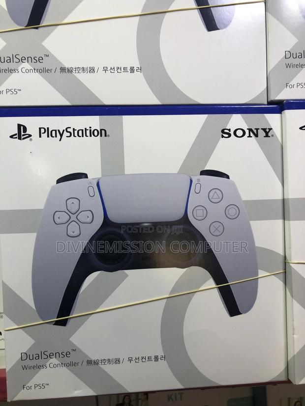 Sony Ps5 Controller Pad Fairly Used · Photo 5