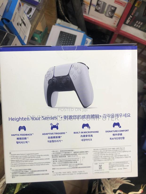 Sony Ps5 Controller Pad Fairly Used · Photo 8