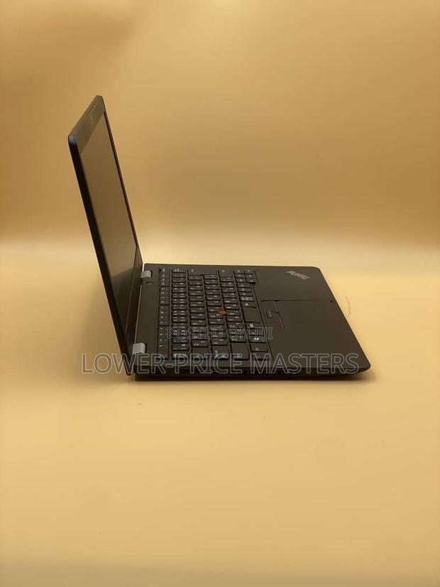 New Laptop Lenovo ThinkPad T14 8GB Intel Core I5 SSD 256GB · Photo 3