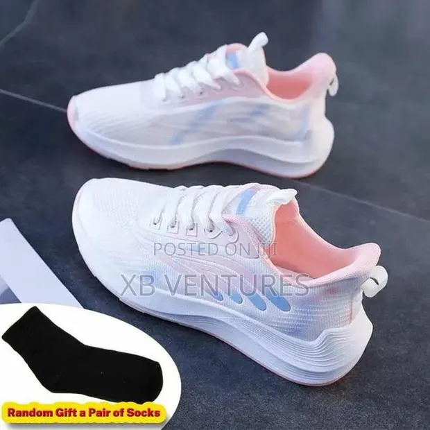 Urban Fresh Look Women's Sneakers · Photo 1