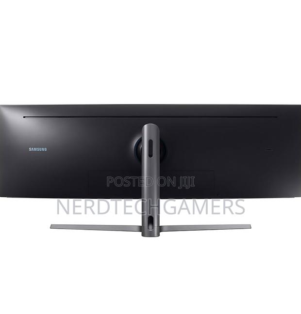SAMSUNG 49-Inch CHG90 144hz Curved Gaming Monitor · Photo 3