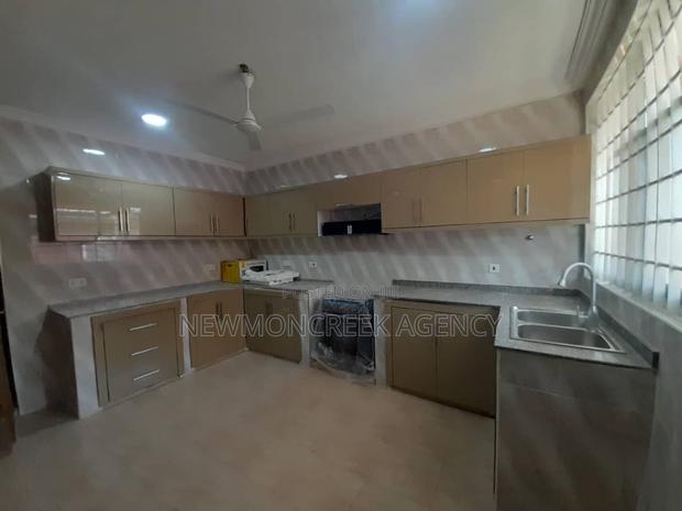 4bdrm Duplex in Abokobi Junction, Accra Metropolitan for sale · Photo 3