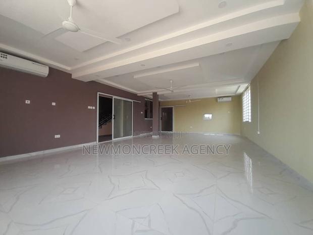 4bdrm Duplex in Abokobi Junction, Accra Metropolitan for sale · Photo 4