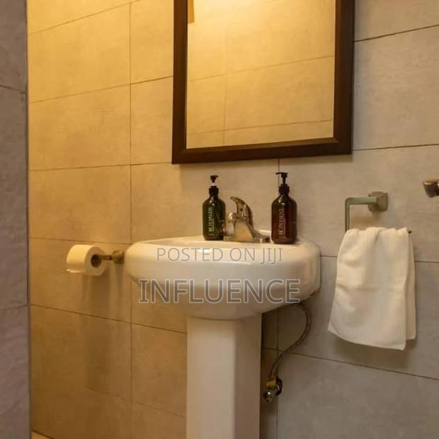 Furnished 2bdrm Apartment in American House, East Legon for sale · Photo 6