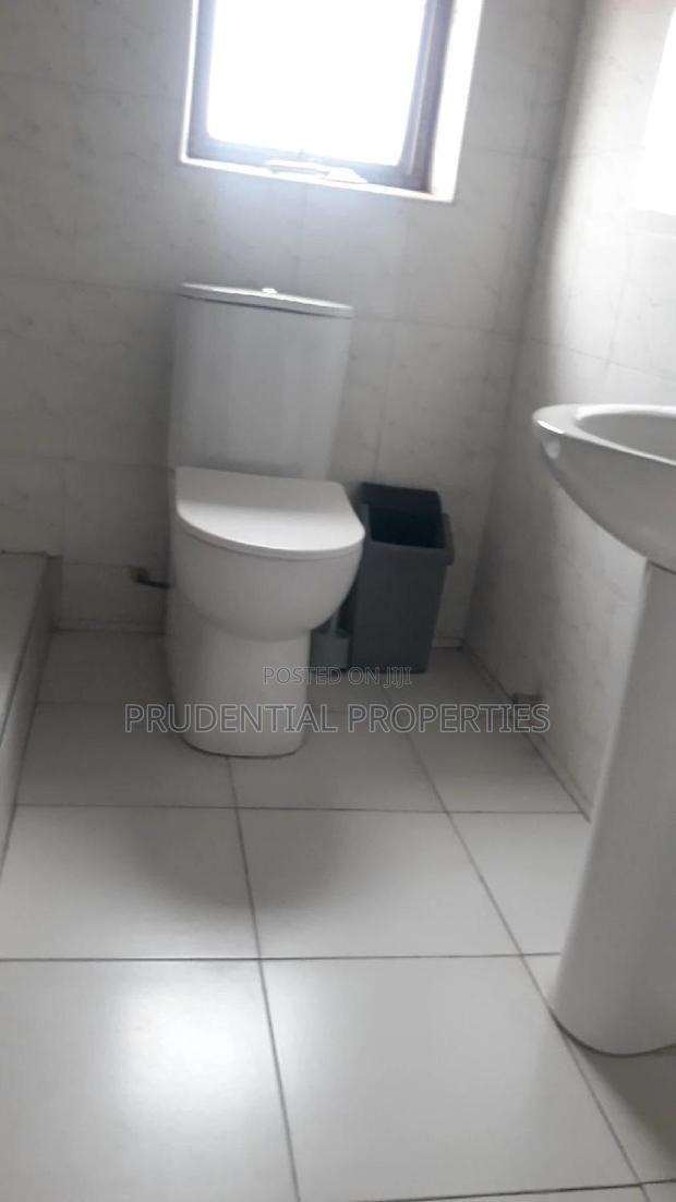 Furnished 1bdrm Apartment in Asylum Down for rent · Photo 4