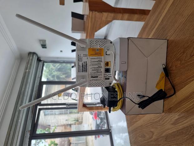 Wifi MTN Broadband ZLT S20 Cat 4 Router · Photo 8