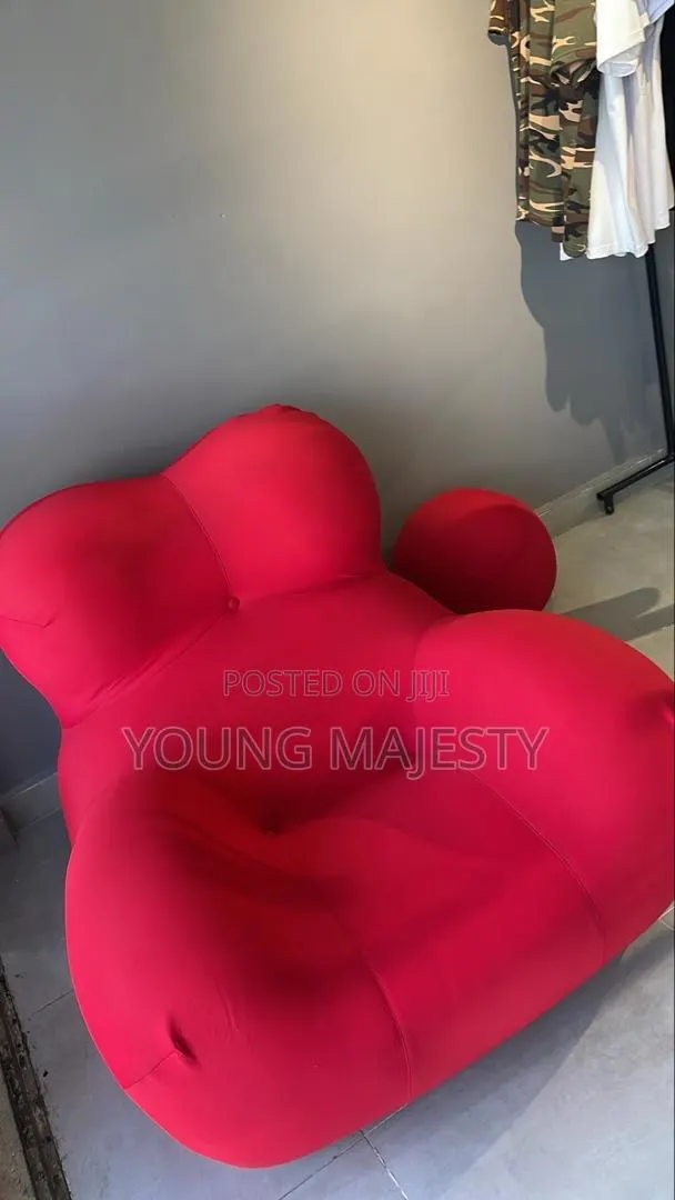 Sofa Cleaning · Photo 1