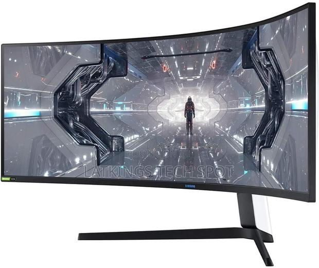 Samsung Oddessy G9 49 Inch Qled 5120*2880 240hz · Photo 5