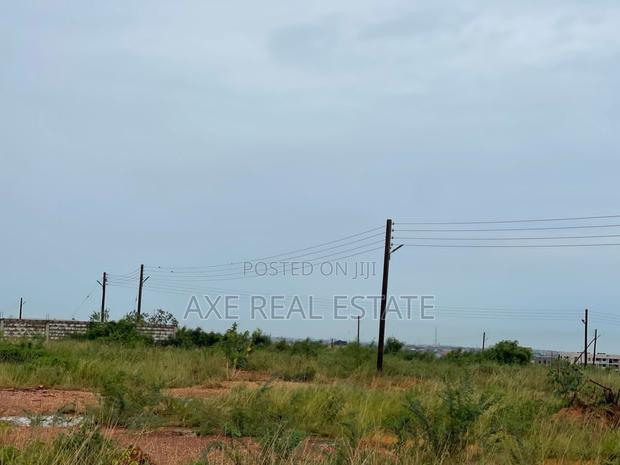 Mind Blowing Registered Plots - Tema Community 25 · Photo 4