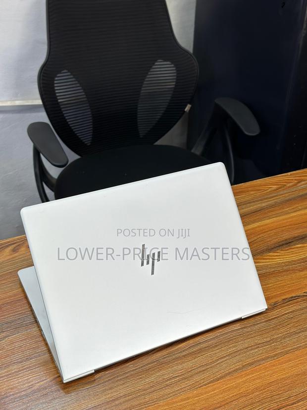 New Laptop HP EliteBook 735 G5 16GB AMD Ryzen SSD 256GB · Photo 2