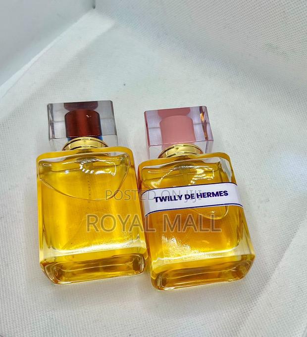 50ml Perfume Oil Oudwood Tuscan Leather Burberry Good Girl · Photo 2