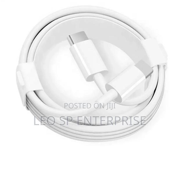 Original 20 Watts iPhone 15, 16 Pro Max Charger · Photo 3