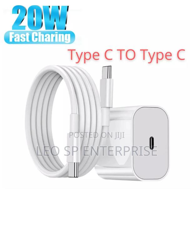 Original 20 Watts iPhone 15, 16 Pro Max Charger · Photo 4