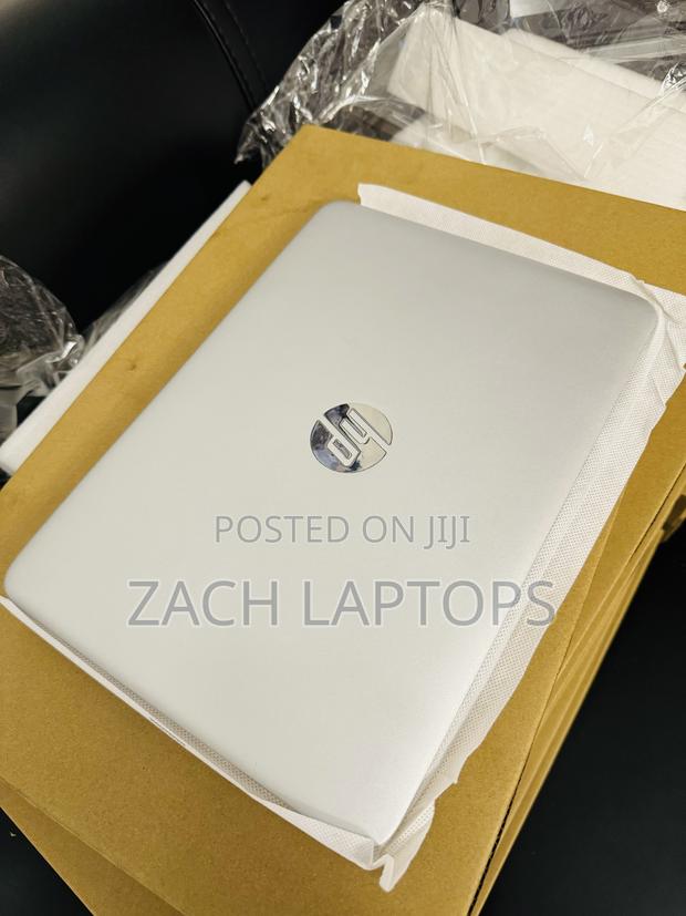 Laptop HP EliteBook 820 G4 8GB Intel Core I5 SSD 256GB · Photo 3