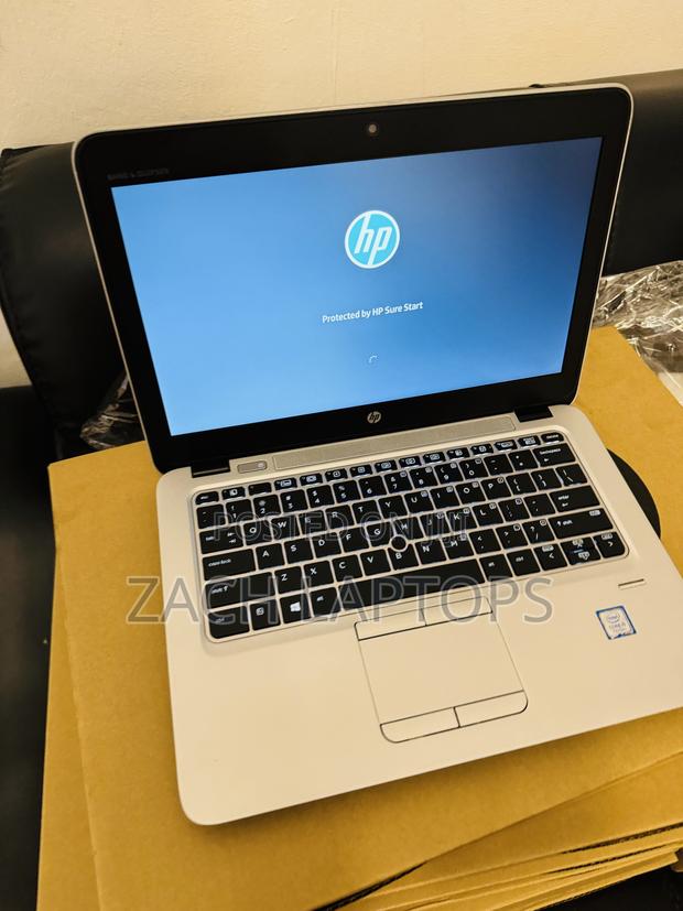 Laptop HP EliteBook 820 G4 8GB Intel Core I5 SSD 256GB · Photo 1