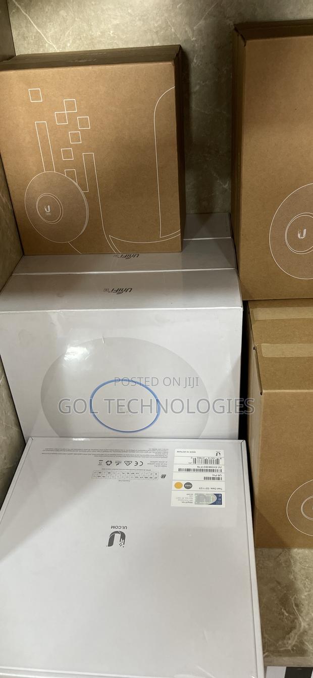 Ubiquiti Unifi U6 PRO · Photo 1