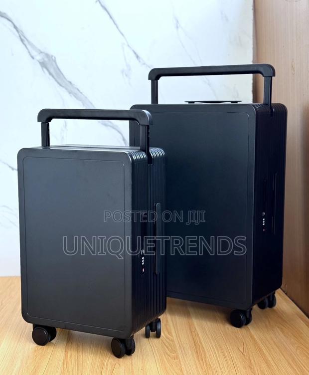 Luxury Suitcase Set · Photo 2