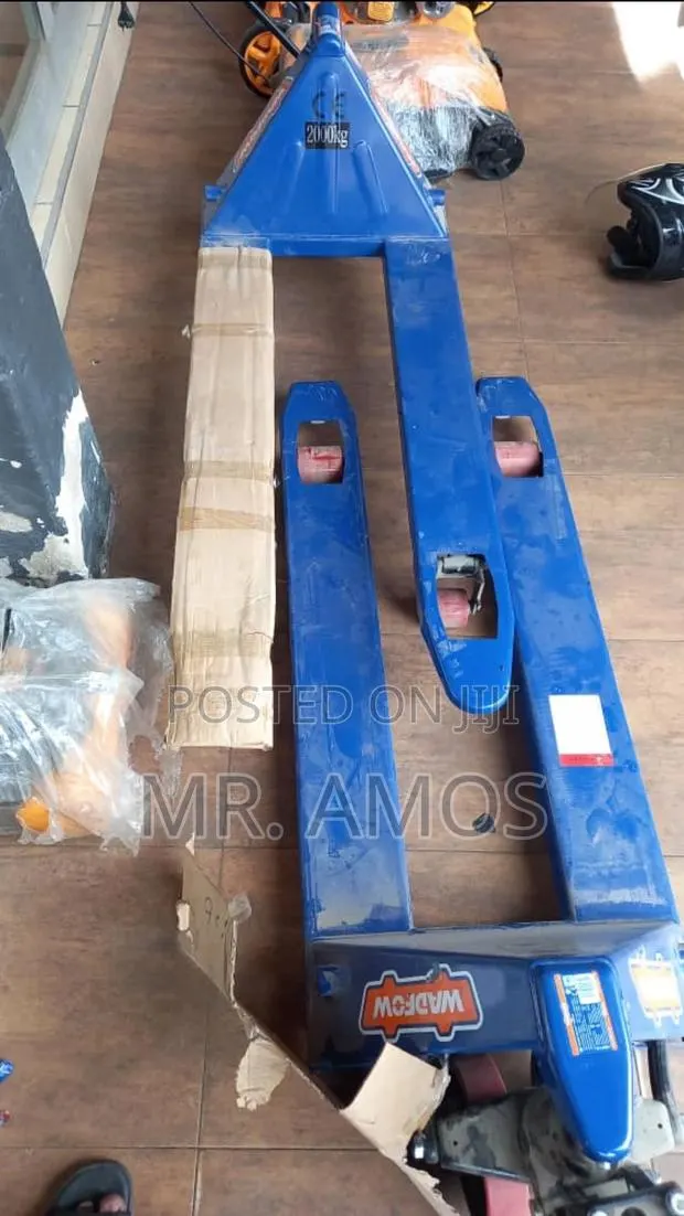 3 Ton Pallet Truck With 3000kg Max Load for Warehouses - Wnh1r30 · Photo 1