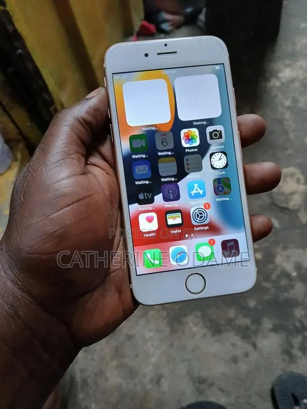 Apple iPhone 6s 64 GB Rose Gold · Photo 5