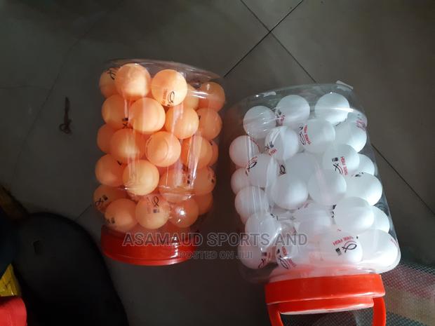 Table Tennis Balls At Cool Price · Photo 1